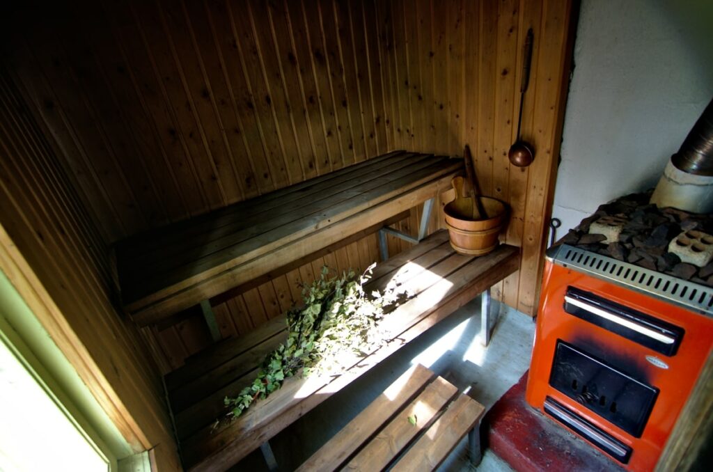 Finnish vs. Swedish Sauna: 5 Differences According to Finns in Sweden