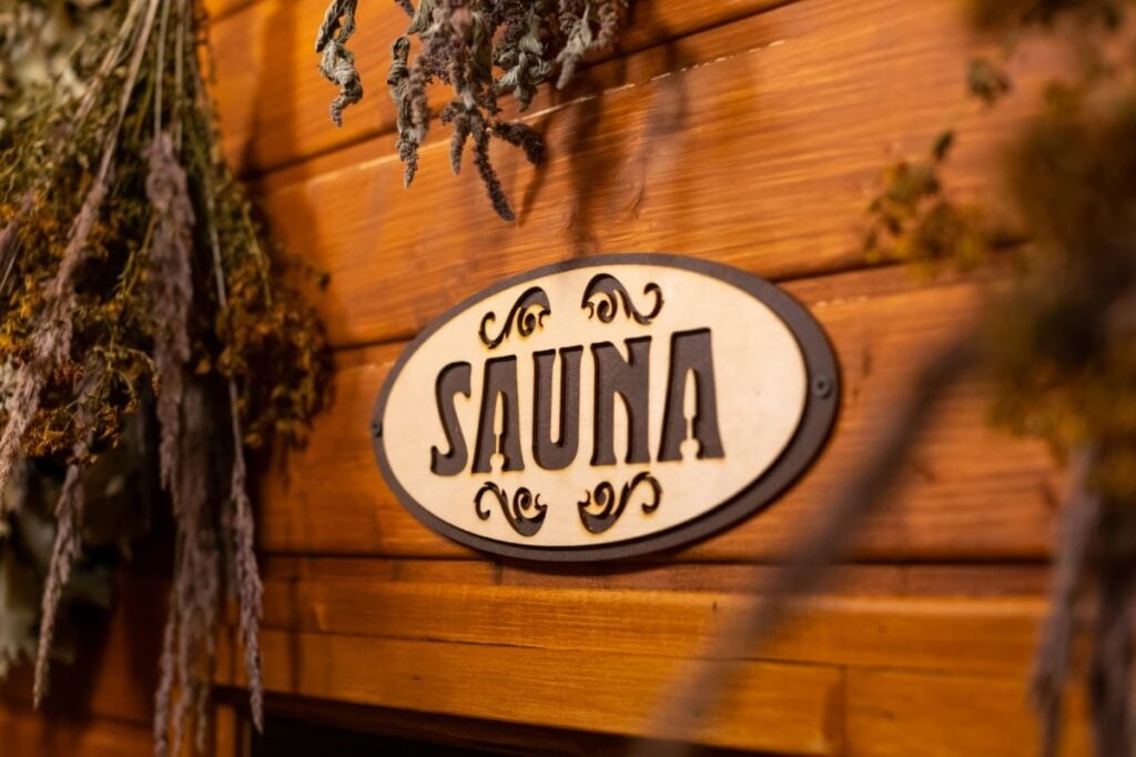 Finnish vs. Swedish Sauna: 5 Differences According to Finns in Sweden