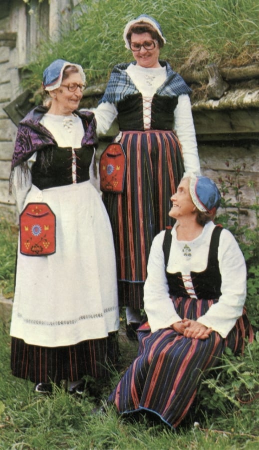 Traditional Swedish Clothing The National Regional Folk