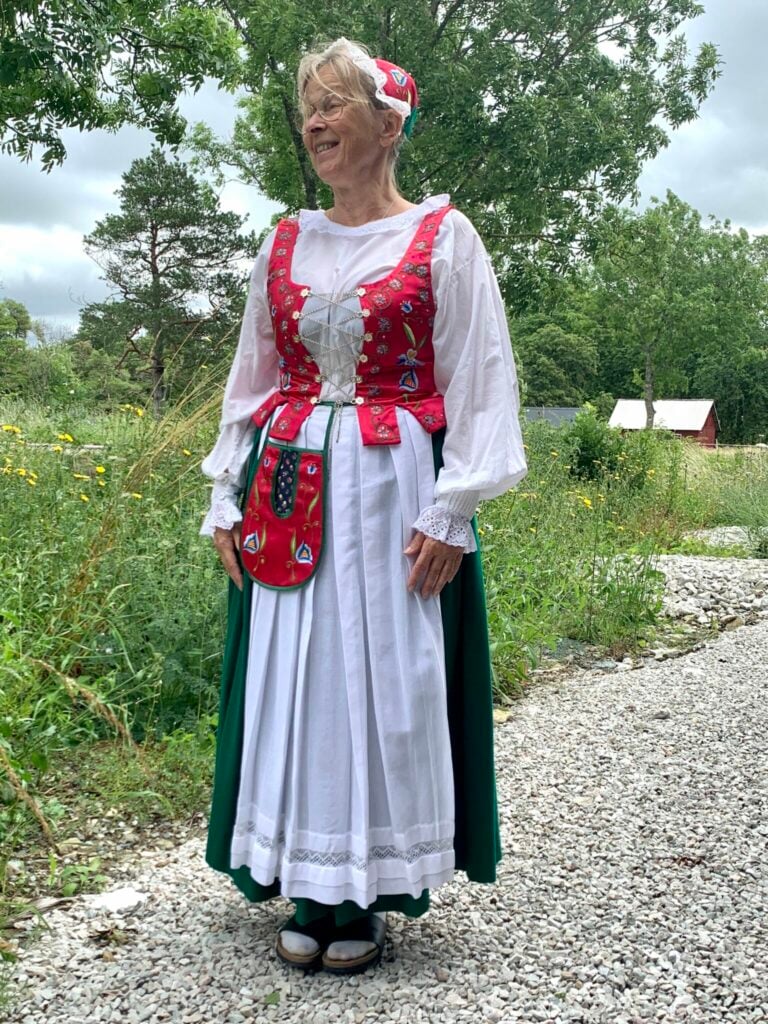 Traditional Swedish Clothing The National Regional Folk