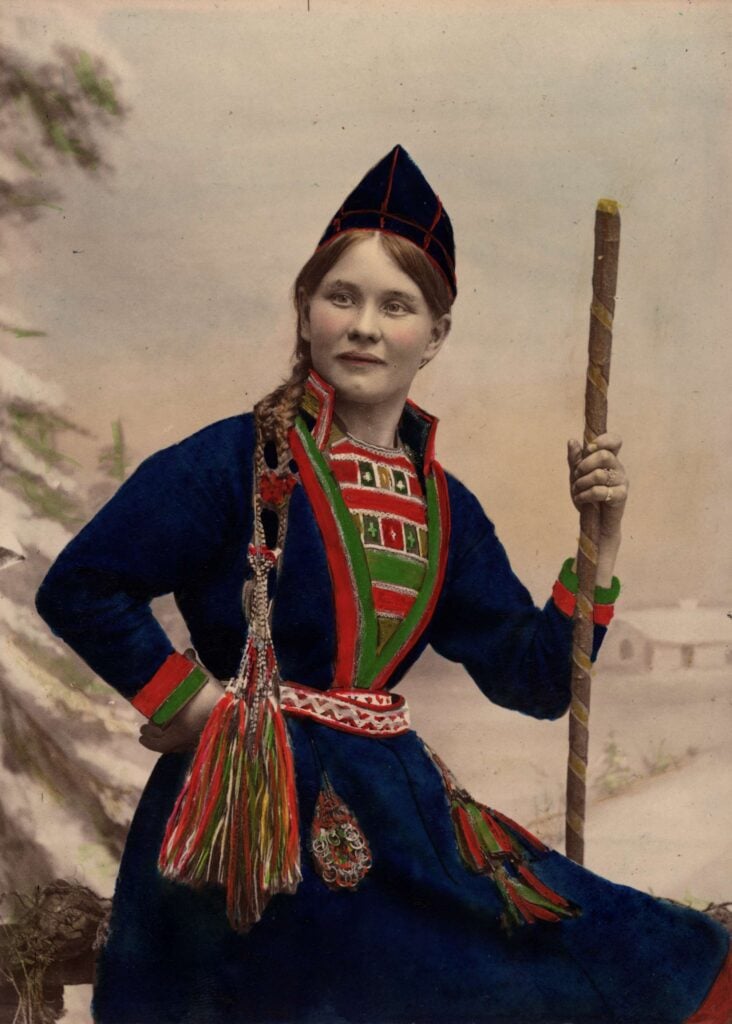 swedish traditional dress