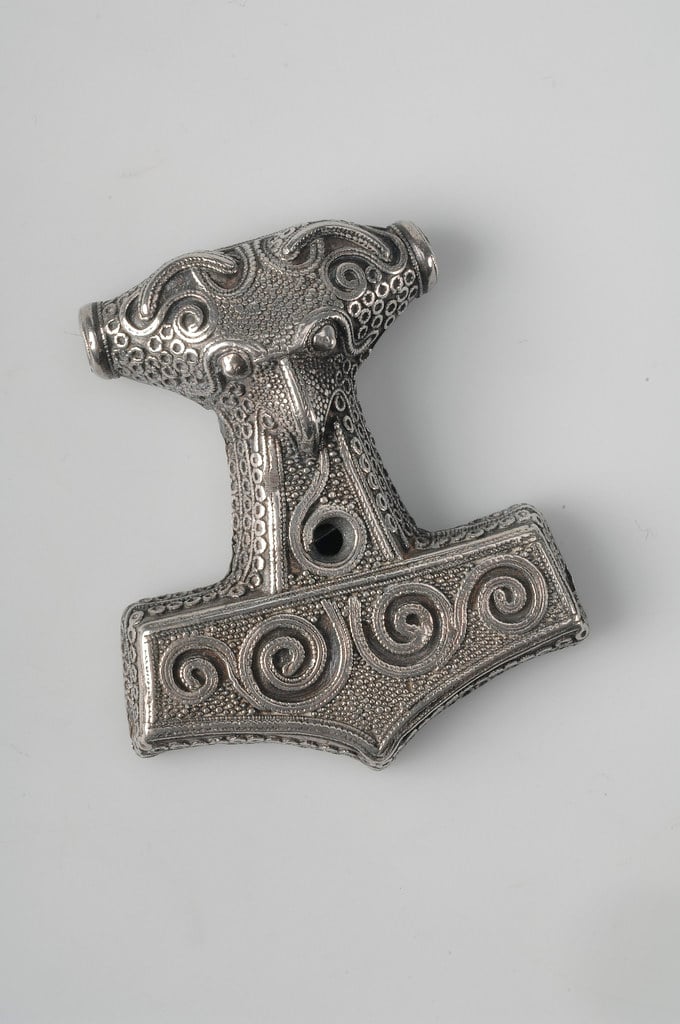 pendant thors hammer